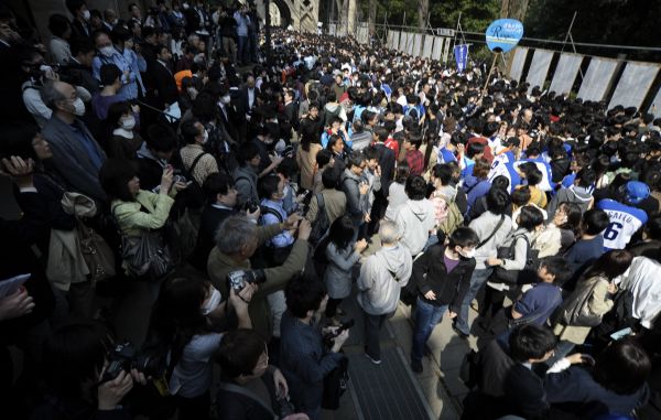 日媒稱中國學生涌入日本頂尖學府留學:日本機會更多