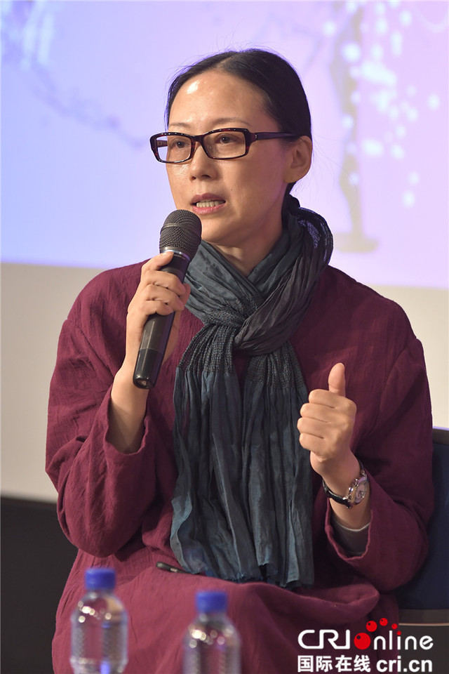 25   戏剧场   6   许芳宜舞蹈作品《我心》   11.