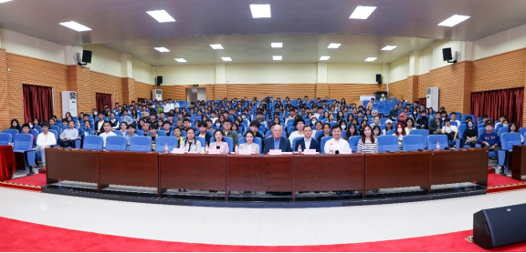 Ron Anderson教授：国际储备货币与中国在国际金融市场中的地位