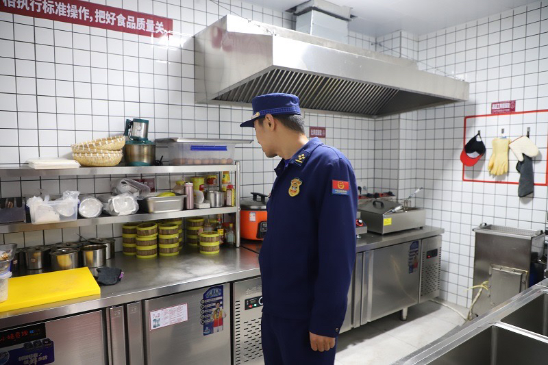 【原創】隴南：禮縣消防救援大隊主官深入轄區餐飲場所開展實地熟悉工作_fororder_222