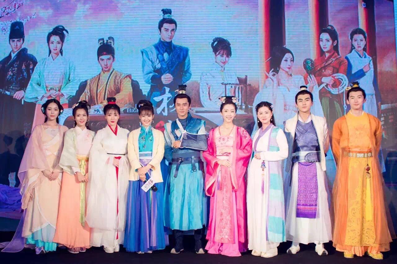 柳岩新剧显脸僵 和本尊差别有点大！