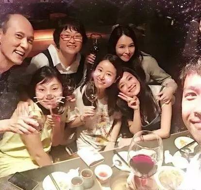 请老公前女友做伴娘 没有哪个女星能像她这么大度吧