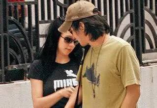 请老公前女友做伴娘 没有哪个女星能像她这么大度吧