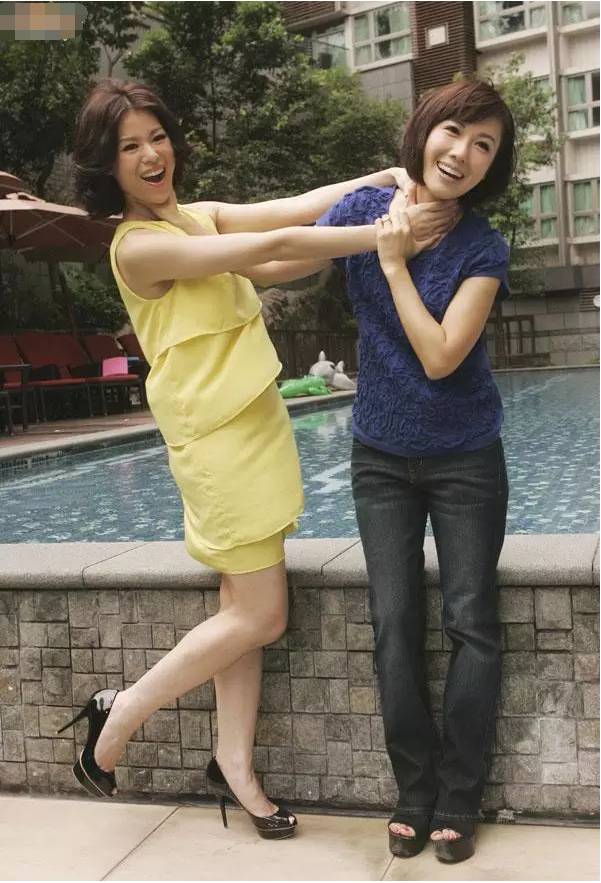 请老公前女友做伴娘 没有哪个女星能像她这么大度吧