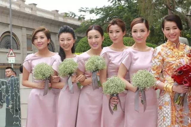 请老公前女友做伴娘 没有哪个女星能像她这么大度吧