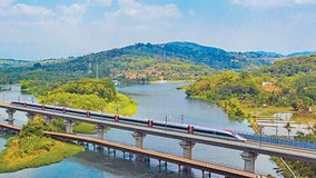 開通運營1個多月，印尼雅萬高鐵客流需求旺盛，深受民眾青睞—— 推動印尼進入“高鐵時代”（共建“一帶一路”·第一現場）