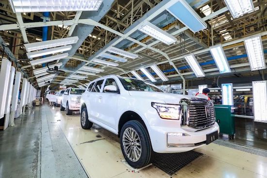 中國高端越野基地年産首破紀錄 長城汽車荊門工廠年度第10萬輛車下線_fororder_image007