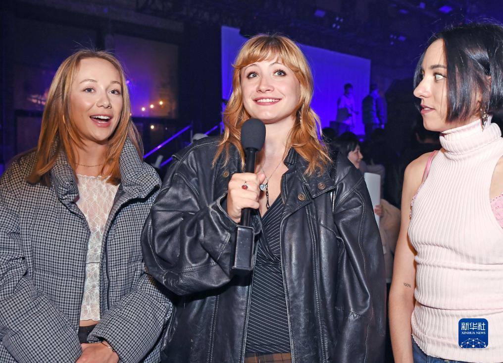 “有朋自东方来”音乐节登陆纽约 掀起中国摇滚热潮