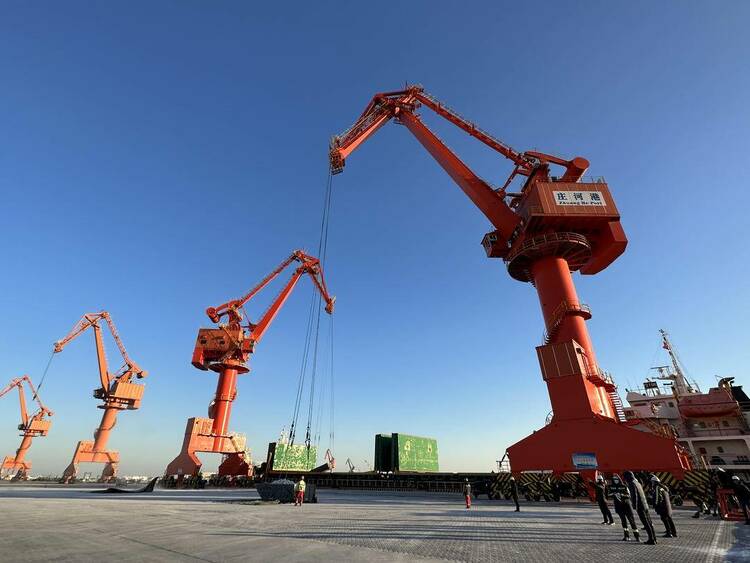 莊河港首條直達日本外貿出口航線正式開通