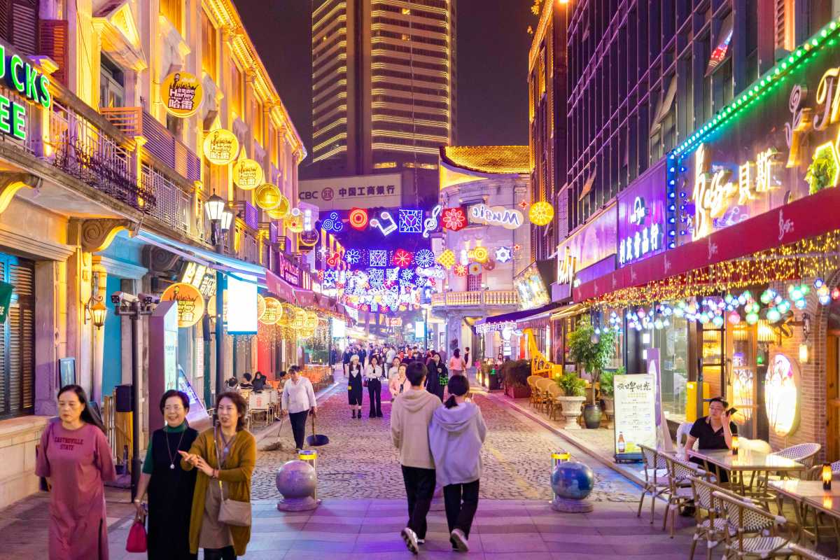 宁波老外滩步行街，国家级！_fororder_cdb3f07a-b6e2-4a84-b5b2-5c2c9f4be019size_w_8192_h_5464