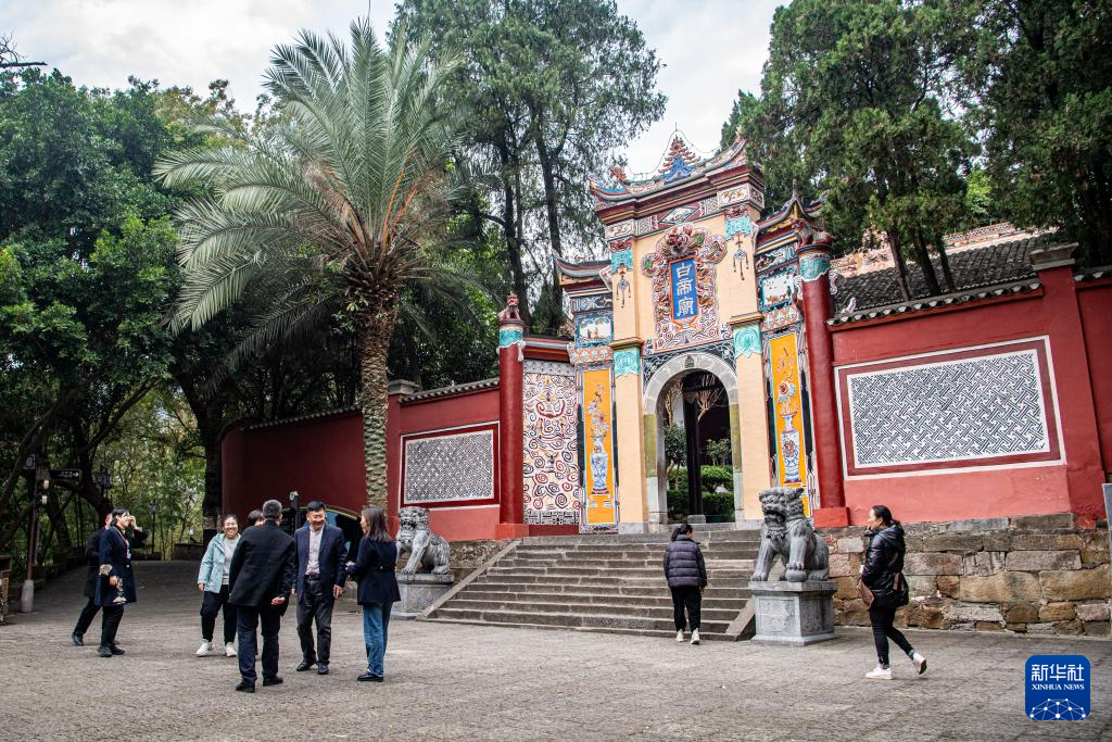 重庆奉节：“诗城”风光引游人