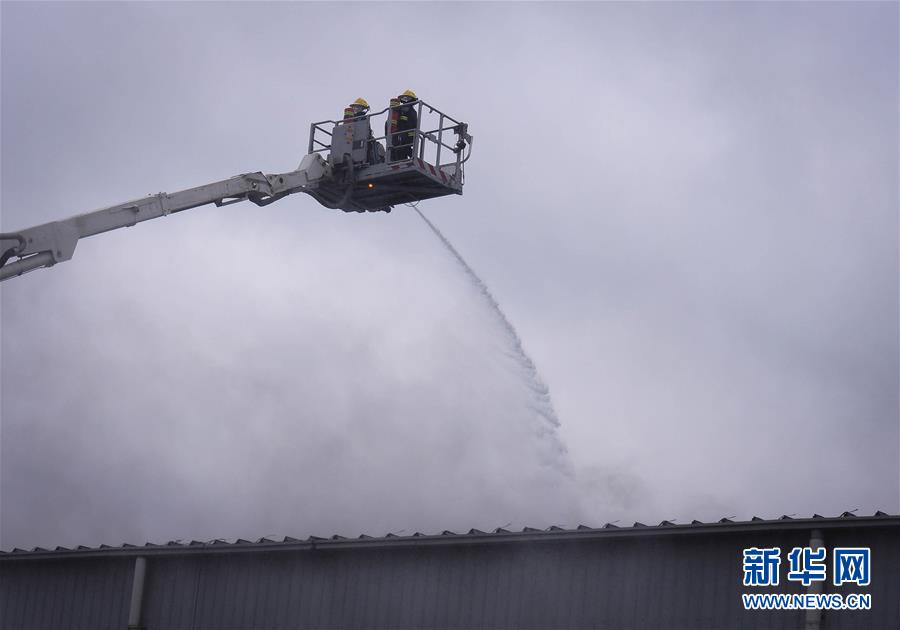 公安部消防局在宁组织开展建筑灭火救援实战演练