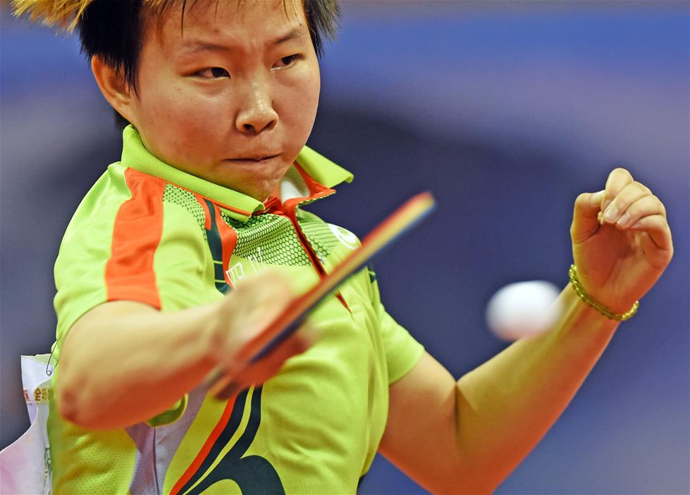 全国锦标赛女单决赛朱雨玲夺冠