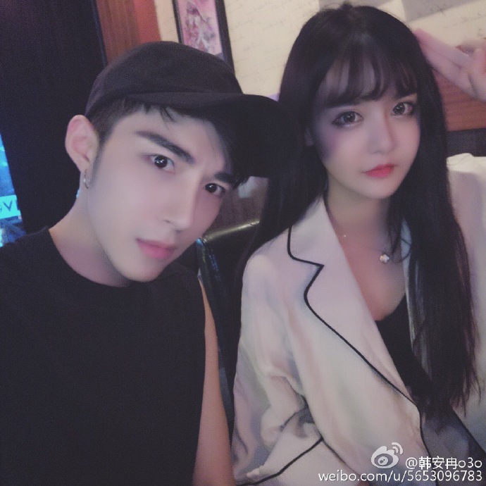 磨皮精现真面目！网红韩安冉素颜满脸痘痘