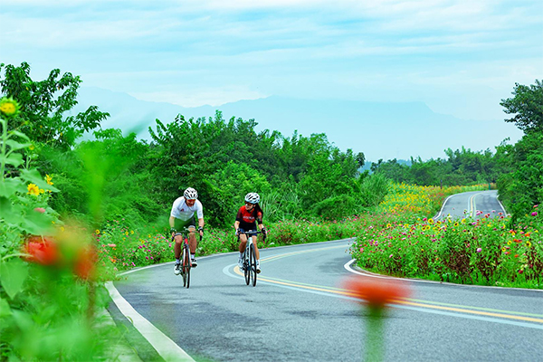 （转载）大运、科幻和“花花”……2023，成都“三城三都”的万千气象_fororder_未标题-18