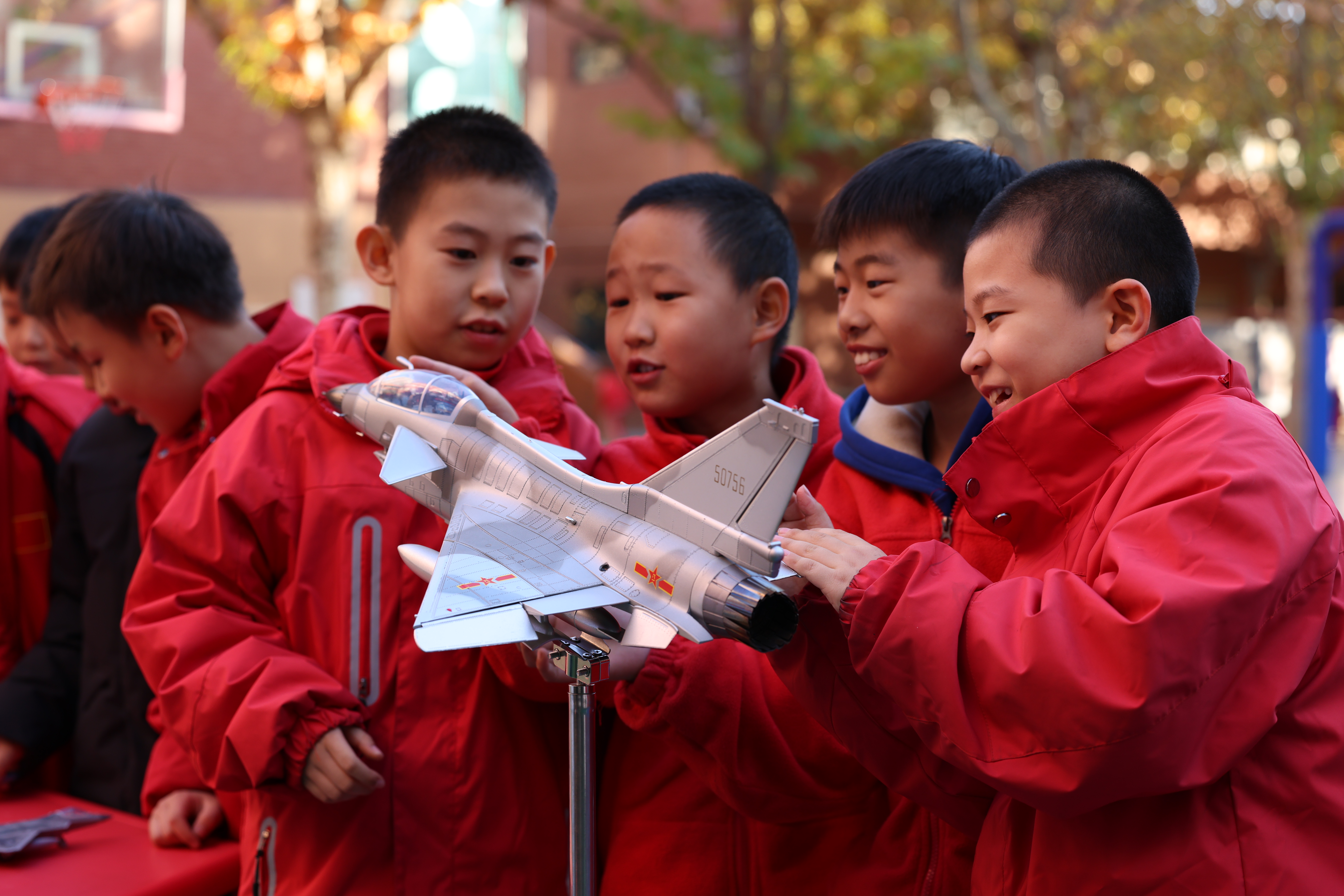 石家庄市新华区：航空科普进校园  点亮少年航天梦_fororder_微信图片_20231205144235