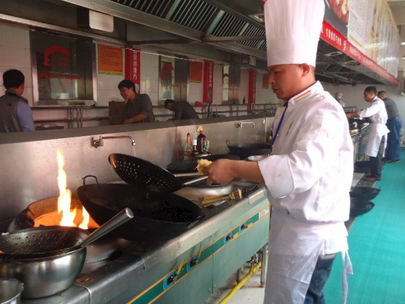 （东湖区名厨）李雪华：东湖区晟合李家大院餐饮店董事长_fororder_图片5