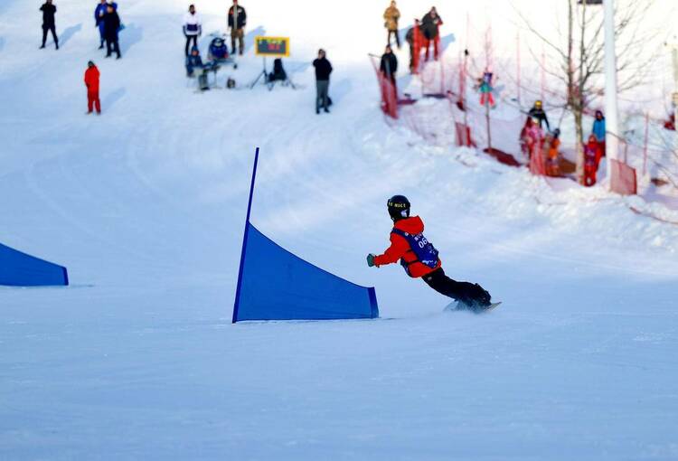 2024年“淮揚杯”丹東市第三屆青少年滑雪錦標賽開賽