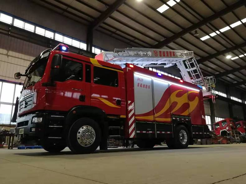 遼寧衡業集團：高端消防車亮相第十八屆中國國際消防設備技術交流展覽會