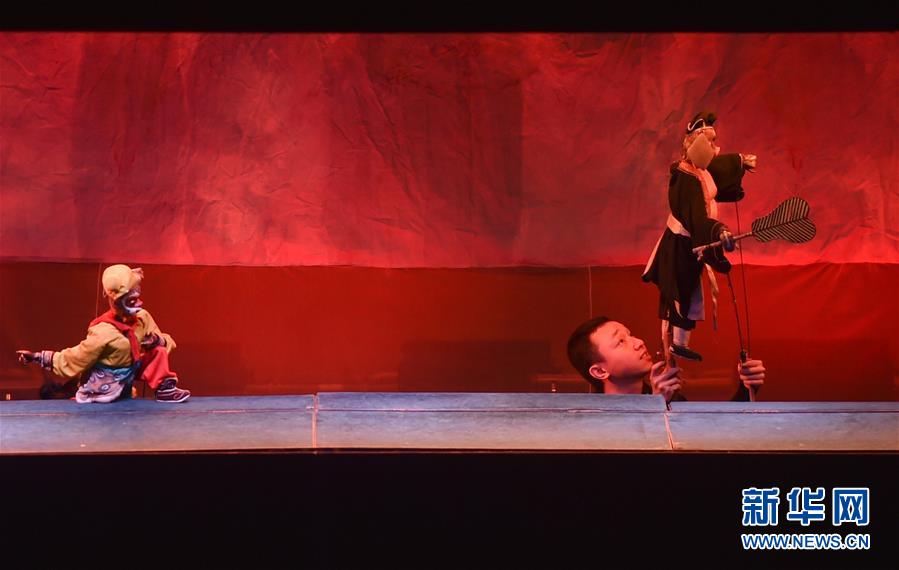 泉州提线木偶：“90后”演员崭露头角