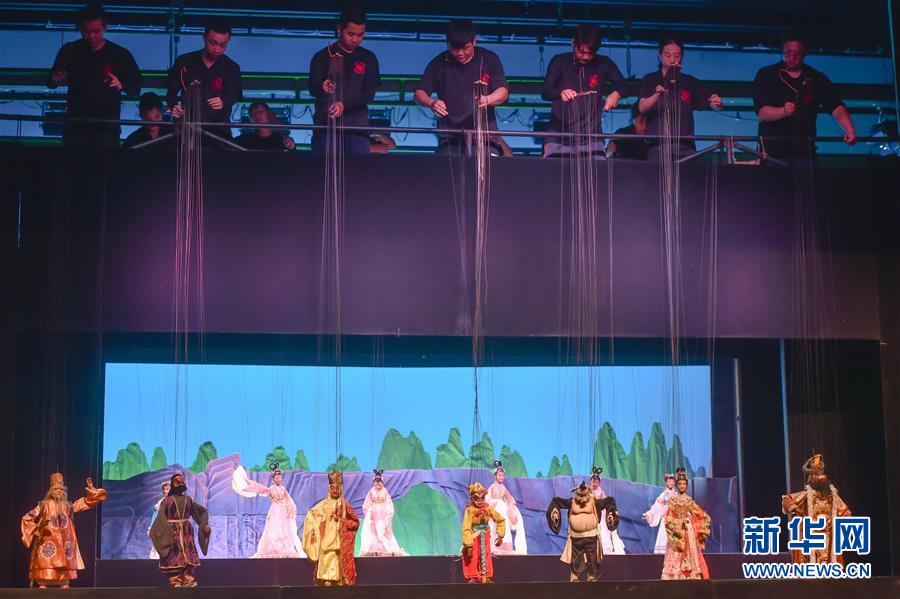 泉州提线木偶：“90后”演员崭露头角