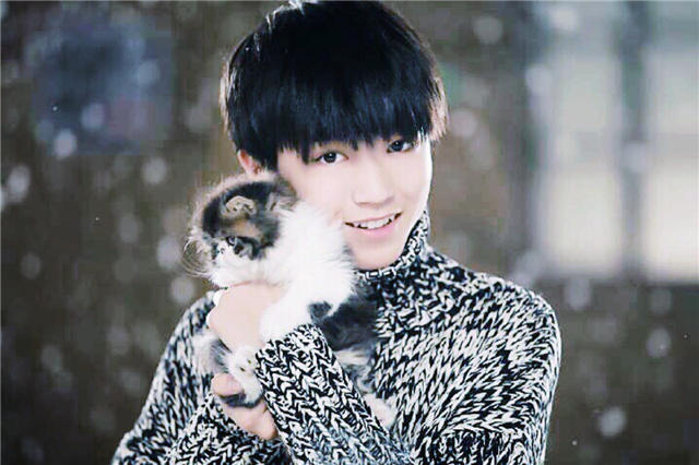 王俊凯的首部偶像剧 居然是跟她演情侣！_娱乐_腾讯网