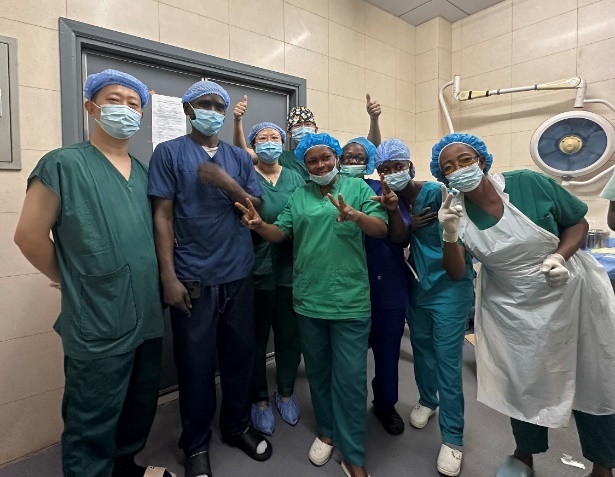 资讯有故事︱中国第30批援刚果（布）医疗队：大爱无疆中国情