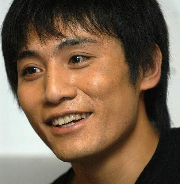 男星素颜照 陈坤显老钟汉良超皮肤真是好