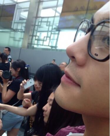 男星素颜照 陈坤显老钟汉良超皮肤真是好