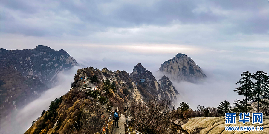 云雾绕山间 华山冬日美_fororder_微信图片_20231213092946
