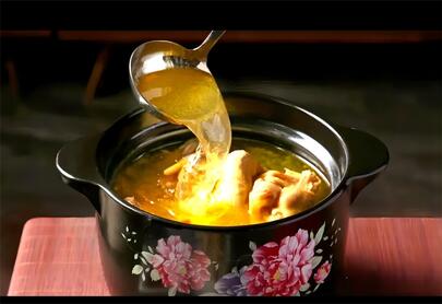 （经开区名菜）碳火慢煨竹荪土鸡汤_fororder_（经开区名菜）碳火慢煨竹荪土鸡汤