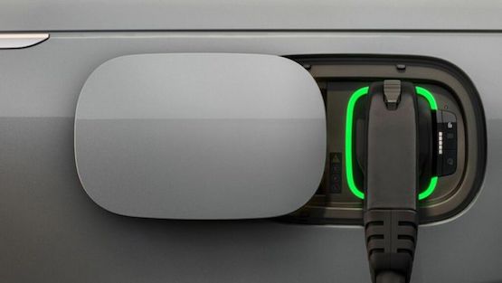 路虎揽胜纯电版：史上最安静揽胜 性能媲美V8旗舰车_fororder_image003