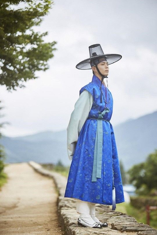 鹿晗杨洋朴宝剑 中韩90后男星古装哪款最令你心动