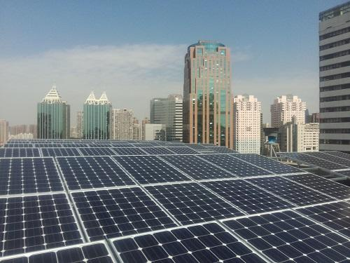 融资难限制分布式发展 多家光伏企业探索新出路