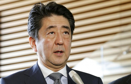 民调：近半数日本人支持安倍延长首相任期
