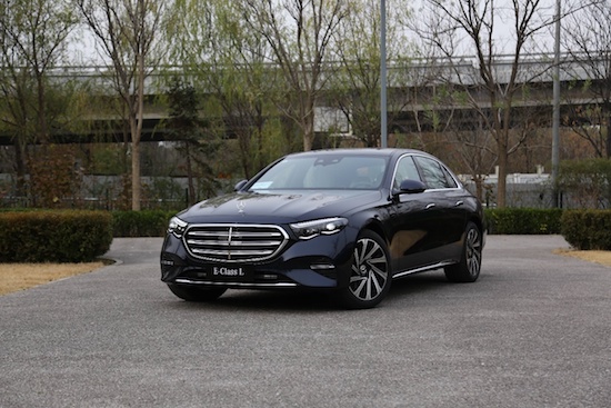 国产全新一代奔驰E级长轴距车型哪款更值得推荐_fororder_image001