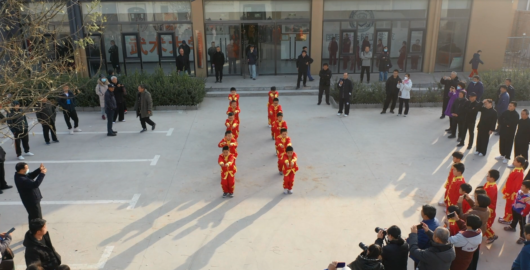 河北深州：逾300名形意拳师“以武会友”话传承_fororder_2