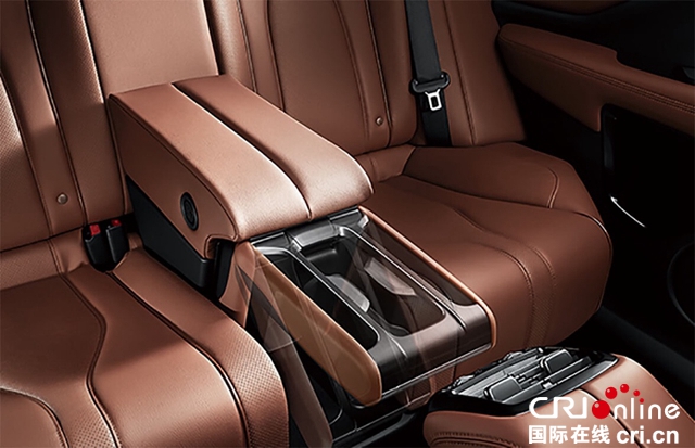 汽车频道【供稿】【资讯】做生而悦己的“异形者” 50名精英女性共赴广汽ACURA时尚之约