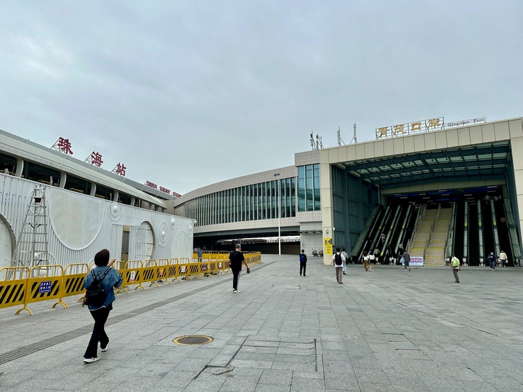 【大湾区快体验】轨道上的大湾区如何跑出“加速度”？