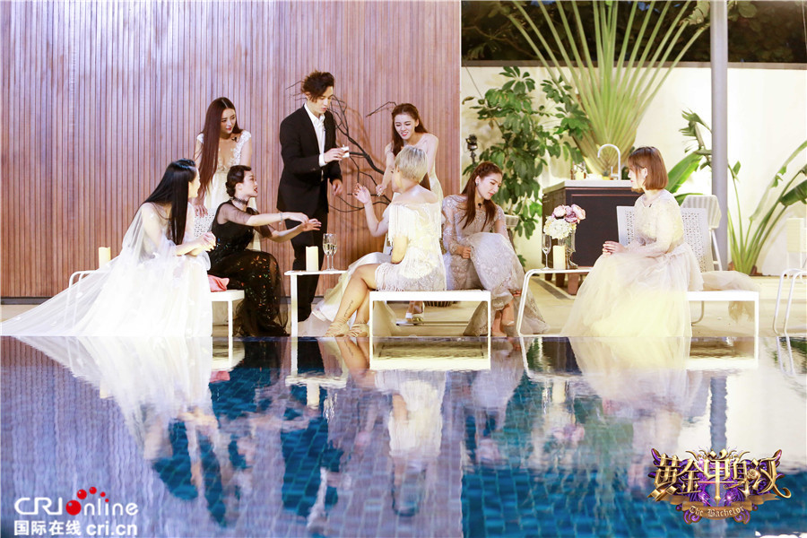 《黄金单身汉》成爆款网综 陈楚河携25位女神寻真爱