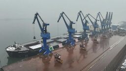 天津港三個傳統泊位升級改造實現自動化實船作業