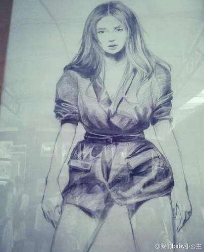 baby画作曝光 原来你竟是这么有才的女星