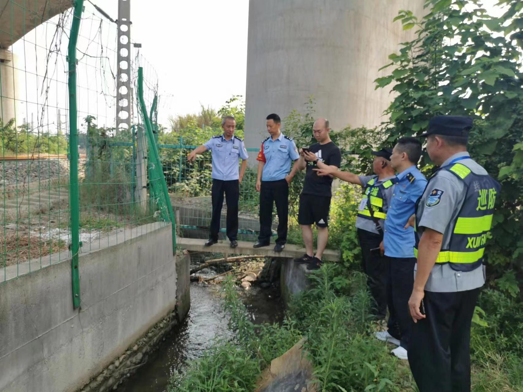 眉山多措并举 护航铁路安全_fororder_116896804_d4e9aa3c-f0c3-4654-8b46-02cc00d033b7