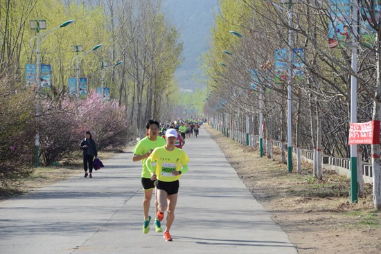 中國遷安國際山地越野馬拉松收官 體育+旅遊亮點紛呈