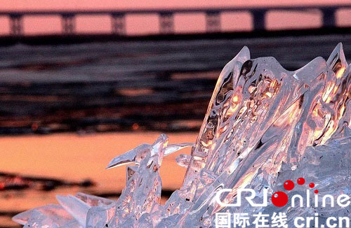 【黑龙江】【供稿】【大美龙江】夕阳下的”琉璃“丽影