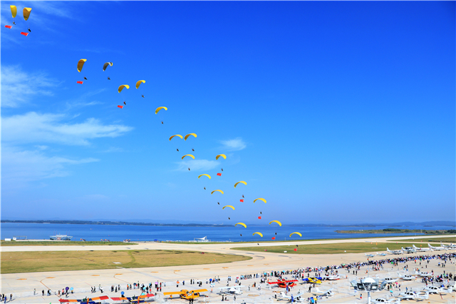 【湖北】【供稿】第19届亚洲及大洋洲跳伞锦标赛暨中国跳伞公开赛将在荆门举行