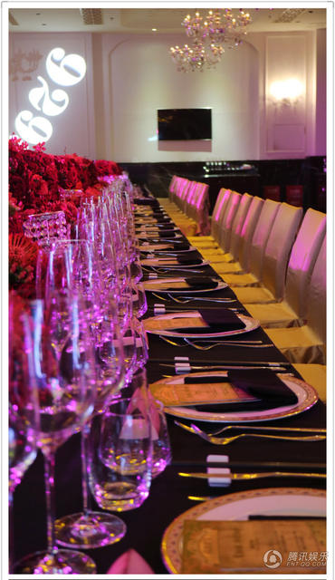 組圖:安以軒辦“夜上海”生日趴 穿旗袍秀美腿_娛樂_騰訊網