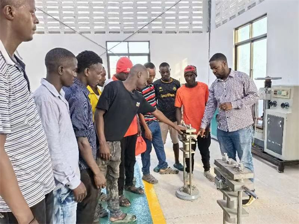 重庆工程职业技术学院参与共建的坦桑尼亚鲁班工坊获国家级认定_fororder_图片2