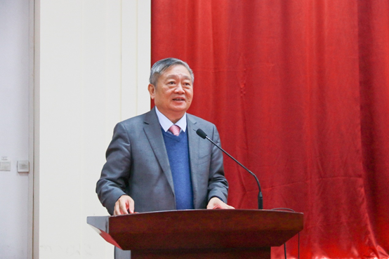广州新华学院举行2023年优秀学生和先进集体表彰大会