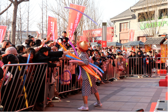 河北沧州：大运河畔杂技非遗过大年_fororder_河北沧州：大运河畔杂技非遗过大年272